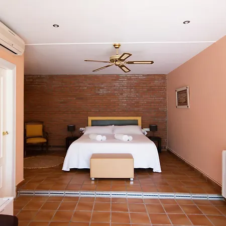 Hospedium La Parada Del Compte 4*