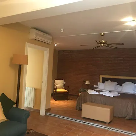 Hotel Hospedium La Parada Del Compte