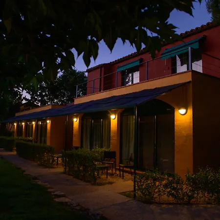 Hotel Hospedium La Parada Del Compte 4*