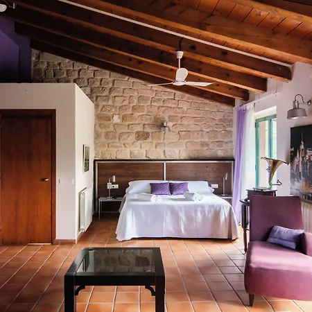 Hospedium La Parada Del Compte Hotel 4*
