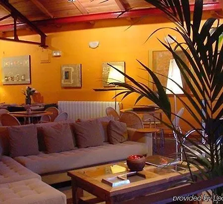 Hospedium La Parada Del Compte 4*