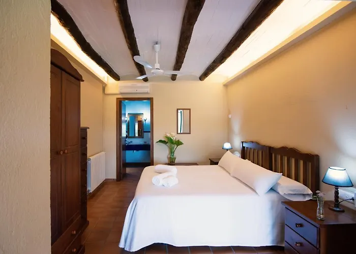 Otel Hospedium La Parada Del Compte Torre del Compte