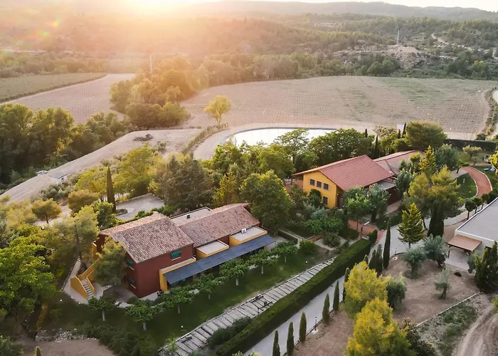 Hotel La Parada Del Compte 4*