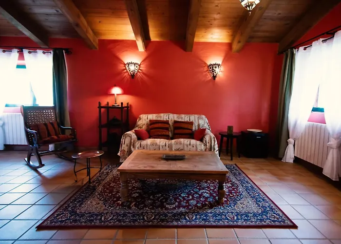 Hotel La Parada Del Compte