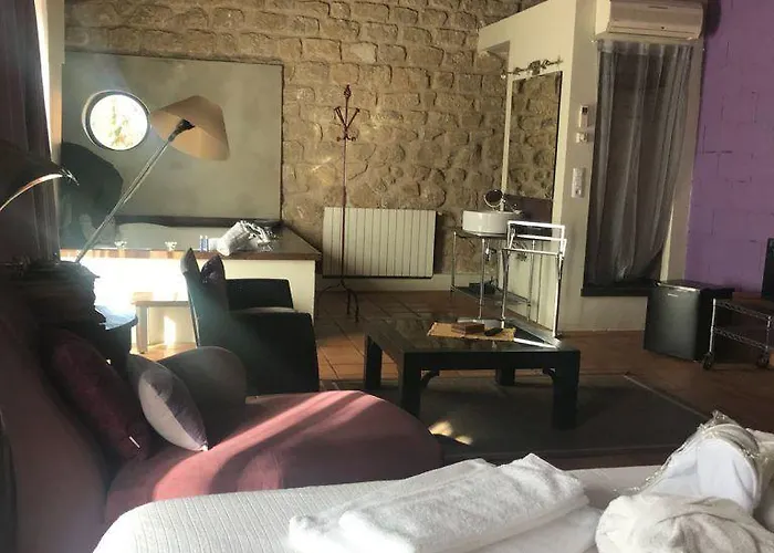 Hotel La Parada Del Compte