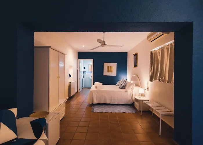 Hotel La Parada Del Compte 4*