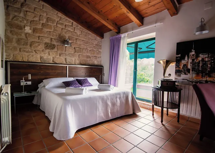 Hotel La Parada Del Compte 4*